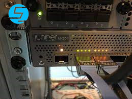 Bộ sản phẩm cơ sở dòng Juniper MX204-R với 3 khay quạt và 2 nguồn cấp điện Chế độ R