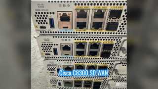 C8300-2N2S-6T, Bộ định tuyến Cisco C8300, 6x1GE/2 SM/2 NIM