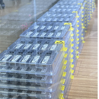 Finisar FTLF8536P4BCL 25.78Gb/s Bộ thu quang sóng ngắn SFP+ 850nm