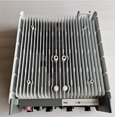 4418 B40TEricsson RRU 4418 B40T Kích thước bên trong 420mm*335mm*125mm Thiết kế
