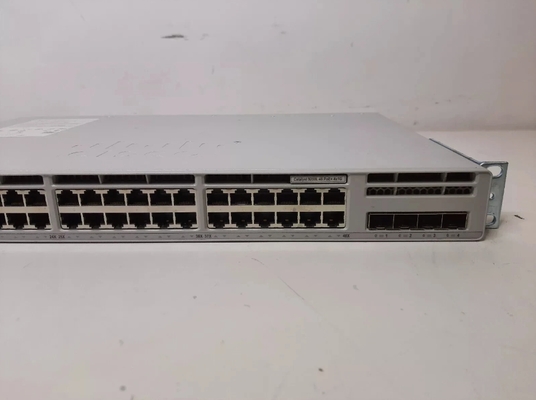 Thiết bị chuyển mạch Cisco C9200L-48P-4G-E 48 cổng PoE+ với 4x1G Uplink