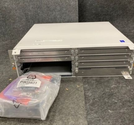 473098A (AMIA)  Hệ thống giá đỡ Nokia AirScale A, một thành phần được sử dụng trong các trạm gốc viễn thông cho Hệ thống thông tin di động toàn cầu