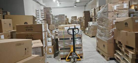 CE9875-64EO-W, Bộ chuyển mạch Huawei CE9800, 64 x 800GE + 2 x 10GE