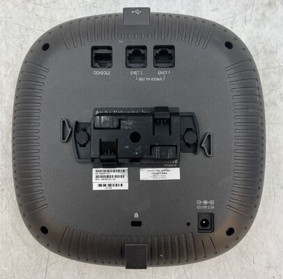 Aruba AP-615 Wi-Fi 6E Access Point với Tri-band 802.11ax, 2x2:2 MIMO Configuration, và ăng-ten nội bộ để triển khai trong khuôn viên trường