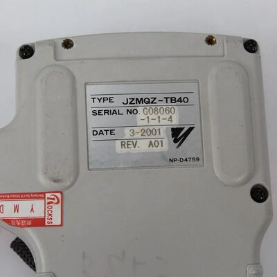Yaskawa JZMQZ-TB40 Robot Teach Pendant với màn hình LCD màu Windows CE System và thiết kế cầm tay có tính ergonomic