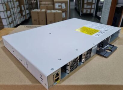 Switch quản lý Gigabit PoE+ C9200L-24P-4G-A mới 24 cổng, 4 cổng SFP 1G Uplink, Network Advantage, Ngân sách PoE 600W